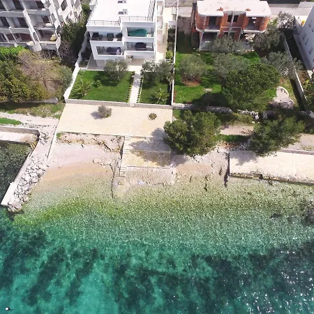 Апартаменты Leda