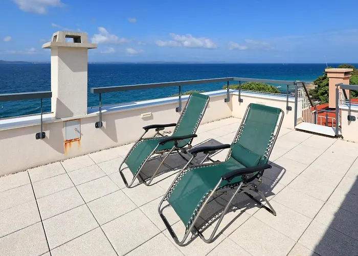 Leda Апартаменты