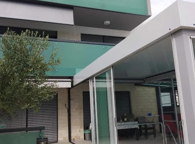 아파트 Leda Kožino